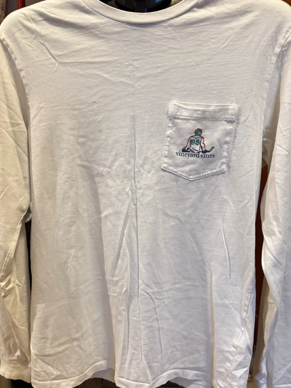 Vineyard Vines White Tee with Light Blue Whale Logo Hockey cotton size S - Picture 2 of 3